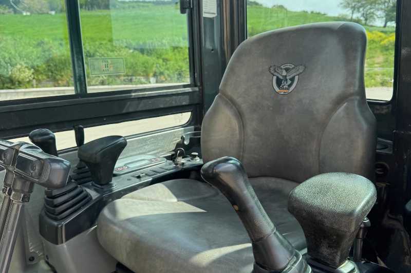 OmecoHub - Immagine CASE CX26C